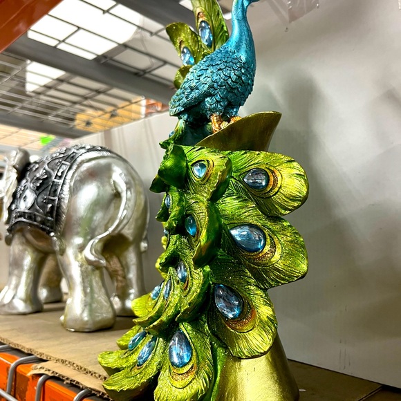 Peacock - Picture 2 of 3